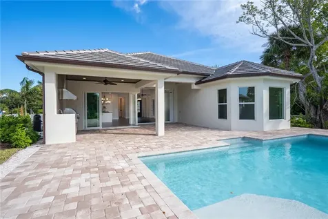 1700 Lake Club Court Vero Beach FL 32963