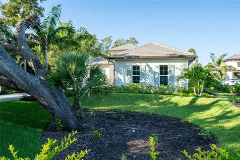 1700 Lake Club Court Vero Beach FL 32963