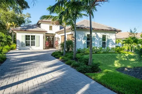 1700 Lake Club Court Vero Beach FL 32963