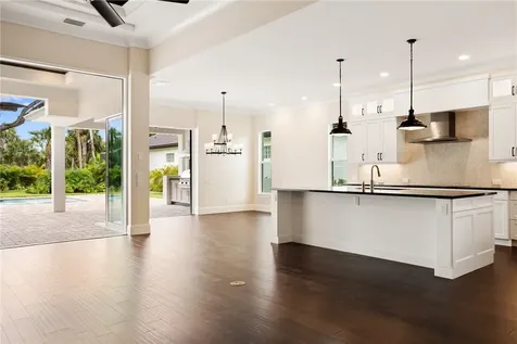 1700 Lake Club Court Vero Beach FL 32963