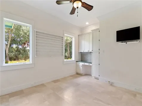 6150 8th Street Vero Beach FL 32968