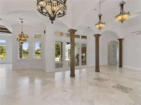 6150 8th Street Vero Beach FL 32968