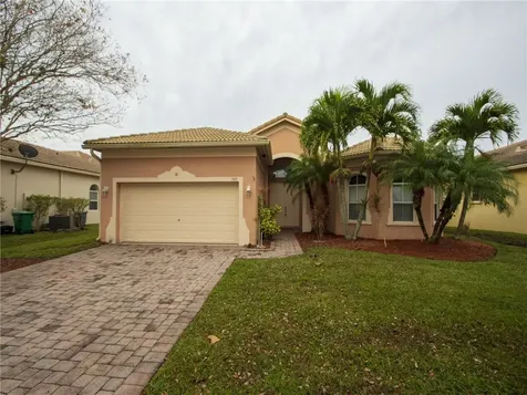 5515 Place Lake Drive Fort Pierce FL 34951