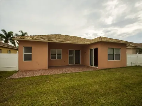 5515 Place Lake Drive Fort Pierce FL 34951