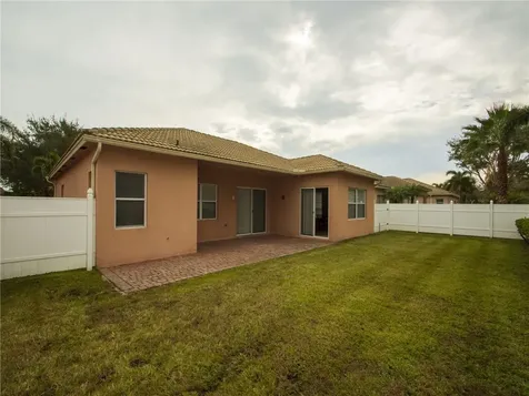 5515 Place Lake Drive Fort Pierce FL 34951