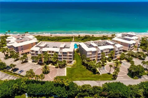 8805 Lakeside Circle Vero Beach FL 32963