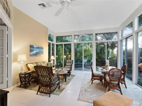 8805 Lakeside Circle Vero Beach FL 32963