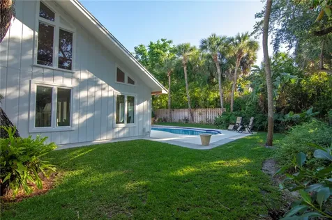1112 Indian Mound Trail Vero Beach FL 32963