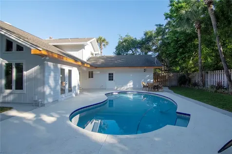 1112 Indian Mound Trail Vero Beach FL 32963