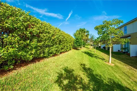 1097 Normandie Way Vero Beach FL 32960