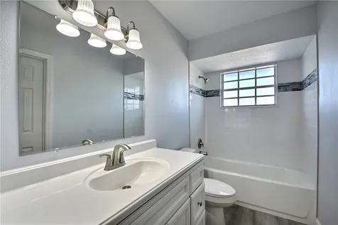 153 S 19th Circle SW Vero Beach FL 32962