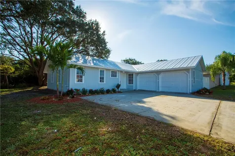 153 S 19th Circle SW Vero Beach FL 32962