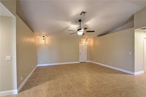 153 S 19th Circle SW Vero Beach FL 32962