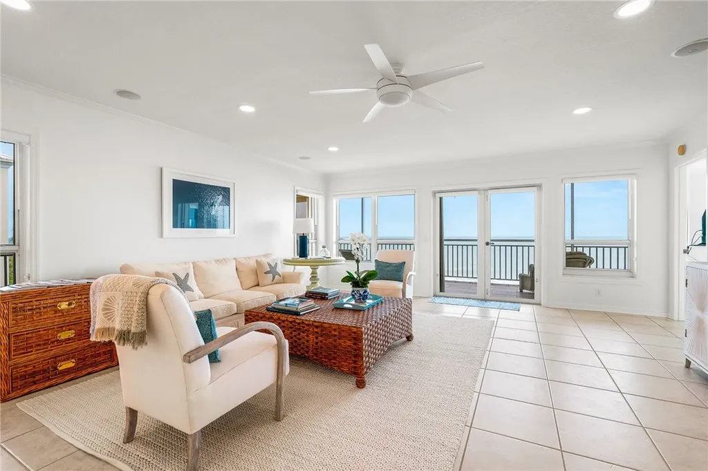 8804 S Sea Oaks Way Vero Beach FL 32963
