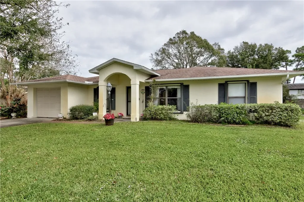 176 21st Avenue Vero Beach FL 32962