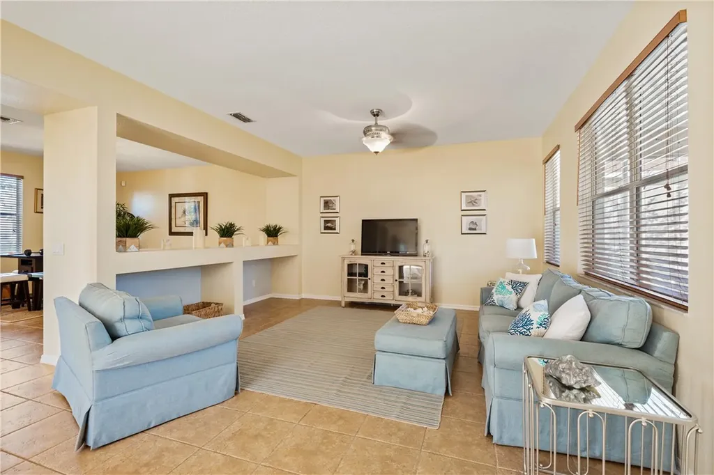 1295 Parkside Drive Vero Beach FL 32966