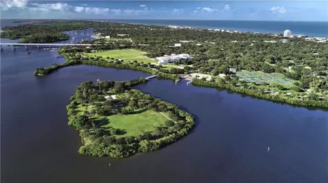 1295 Parkside Drive Vero Beach FL 32966