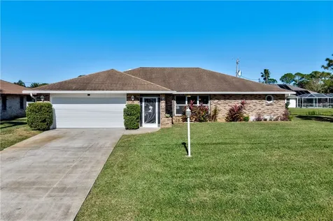 974 Riviera Avenue Sebastian FL 32958