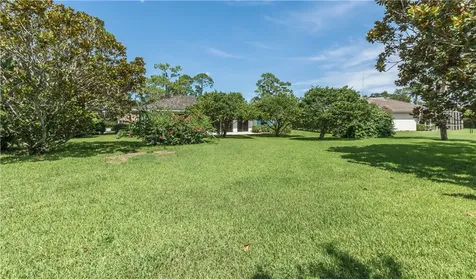 5825 Clubhouse Drive Vero Beach FL 32967