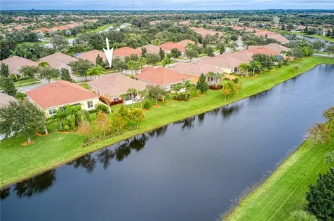 5462 Barbados Square Vero Beach FL 32967