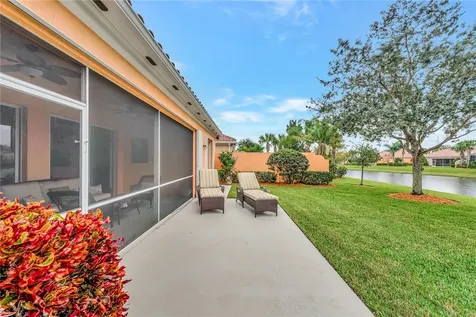 5462 Barbados Square Vero Beach FL 32967
