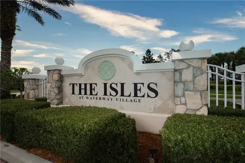 5462 Barbados Square Vero Beach FL 32967