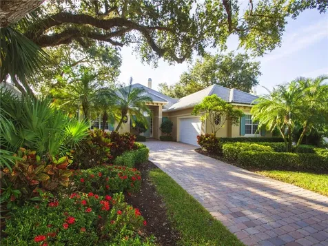 160 Island Cottage Lane Vero Beach FL 32963