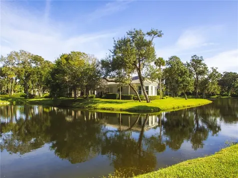 160 Island Cottage Lane Vero Beach FL 32963