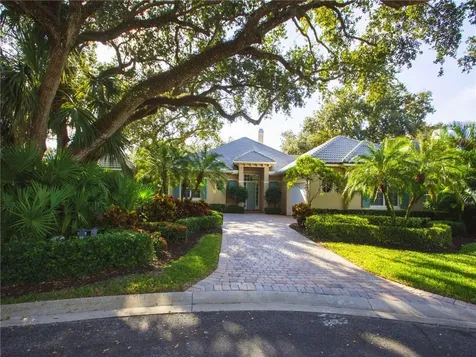 160 Island Cottage Lane Vero Beach FL 32963