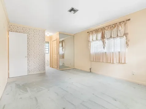 10445 State Road 60 Vero Beach FL 32966