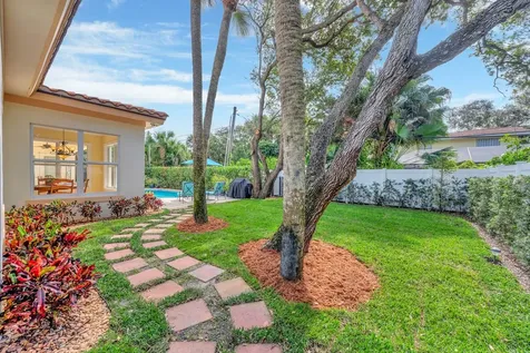 925 Sunrise Terrace Indian River Shores FL 32963