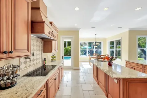 925 Sunrise Terrace Indian River Shores FL 32963