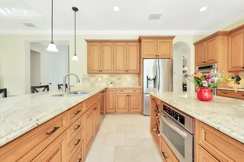 925 Sunrise Terrace Indian River Shores FL 32963