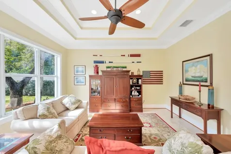 925 Sunrise Terrace Indian River Shores FL 32963