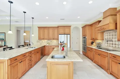 925 Sunrise Terrace Indian River Shores FL 32963