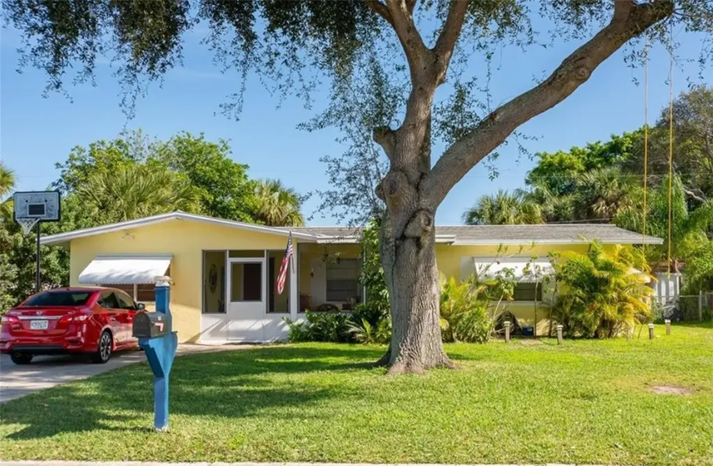 724 6th Street Merritt Island FL 32953