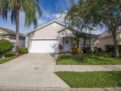 1052 S 13th Square Vero Beach FL 32960