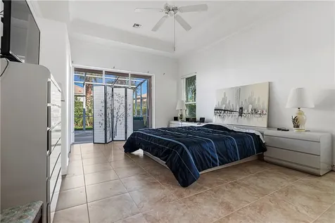 898 Island Club Square Vero Beach FL 32963
