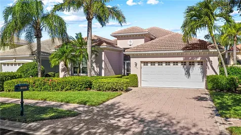 898 Island Club Square Vero Beach FL 32963
