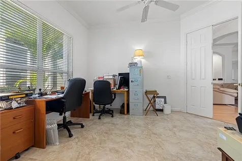 898 Island Club Square Vero Beach FL 32963