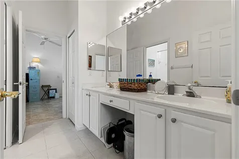 898 Island Club Square Vero Beach FL 32963