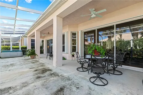 898 Island Club Square Vero Beach FL 32963