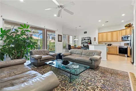 898 Island Club Square Vero Beach FL 32963