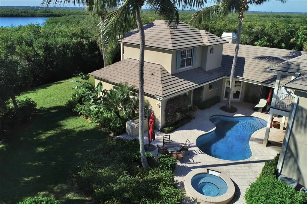 945 Orchid Point Way Orchid Island FL 32963