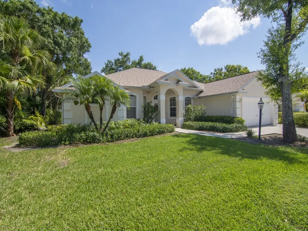 4455 6th Place SW Vero Beach FL 32968