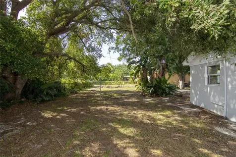 2359 1st Court SE Vero Beach FL 32962