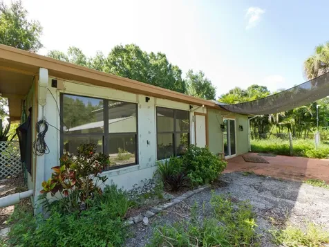 2395 43rd Avenue Vero Beach FL 32960
