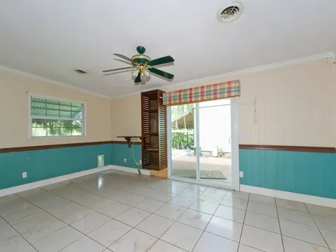 2395 43rd Avenue Vero Beach FL 32960