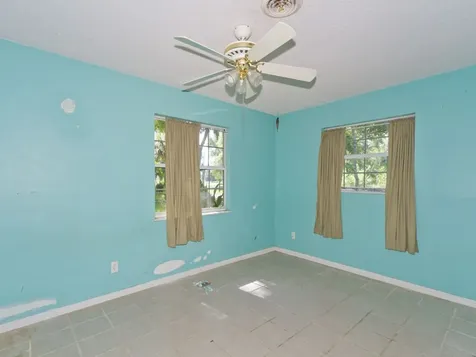 2395 43rd Avenue Vero Beach FL 32960