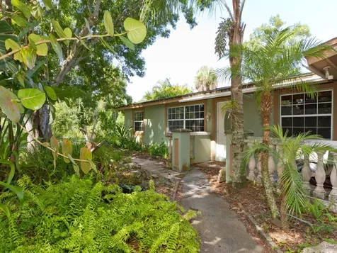 2395 43rd Avenue Vero Beach FL 32960